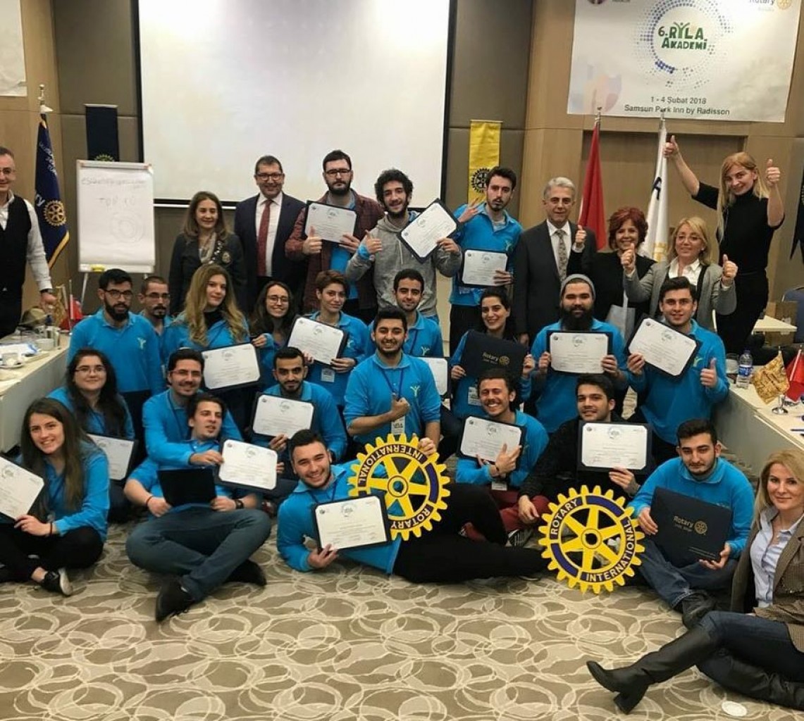 ORDU ROTARY KULÜBÜ 6.RYLAKADEMİ SEMİNERİNE 2 ÖĞRENCİ İLE KATILDI.