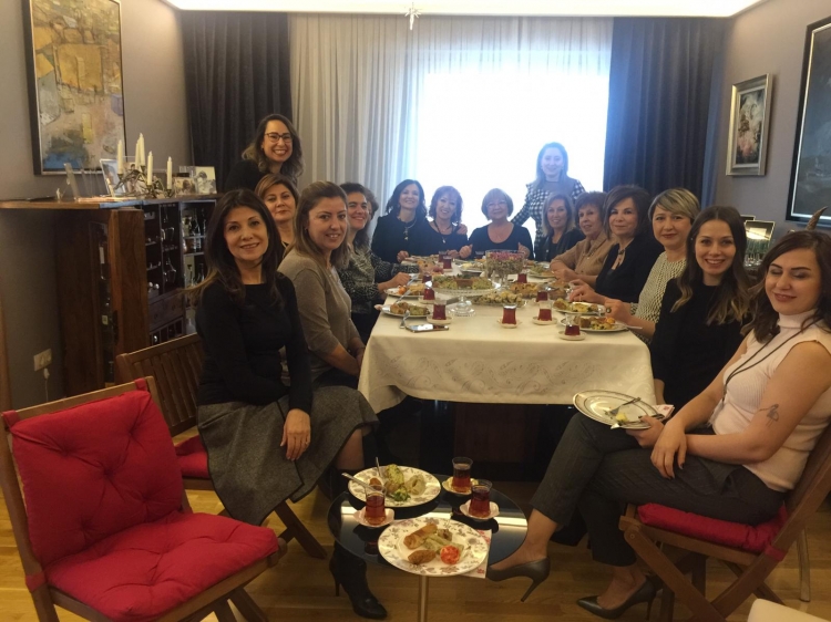 KULÜBÜMÜZÜN 3. EŞLER TOPLANTISINI GÜLCE ÖZTÜRK'ÜN EV SAHİPLİĞİNDE GERÇEKLEŞTİRDİK