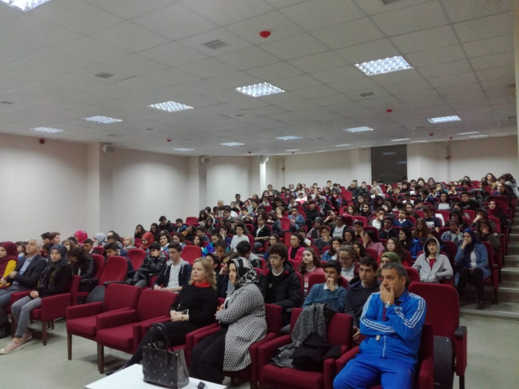 SİBER ZORBALIK VE GÜVENLİ İNTERNET KULLANIMI PROJEMİZ SÜRATLE YOL ALIYOR.