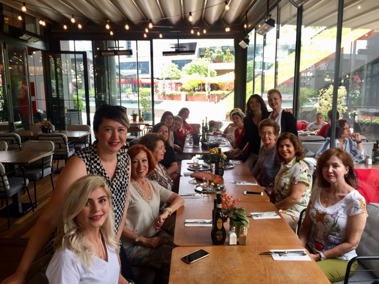 KULÜBÜMÜZÜN 6. EŞLER TOPLANTISINI NEXT LEVEL BIF CHEFS’DE GERÇEKLEŞTİRDİK